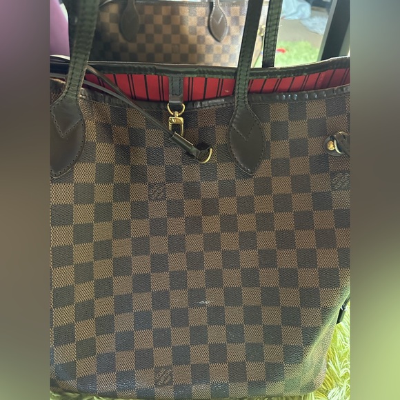Louis Vuitton Damier Ebene Neverfull MM - Picture 16 of 17